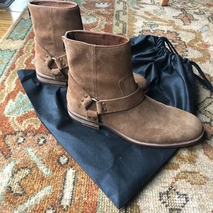 frye side harness boot